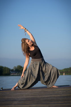 Yoga pour Aînés - Yoga en Entreprise Laval Montréal Yoga pour Aînés - Yoga en Entreprise Laval Montréal