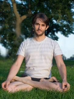 Professeur de Yoga et Méditation en Entreprise et à Domicile