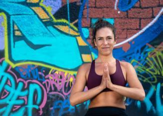 Professeure de Yoga au Travail et pour Ainées Gatineau et Ottawa
