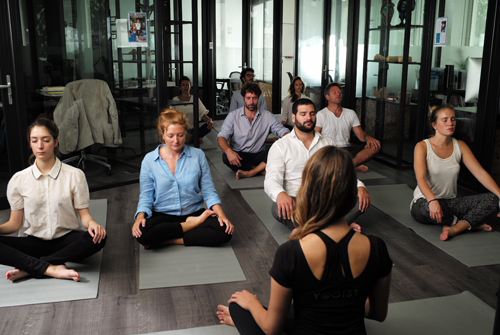 Yoga en Entreprise Montréal Longueuil Laval Gatineau