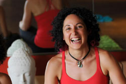 Cours de Yoga en Entreprise et Domicile dans la région de Montréal Cours de Yoga en Entreprise et Domicile dans la région de Montréal